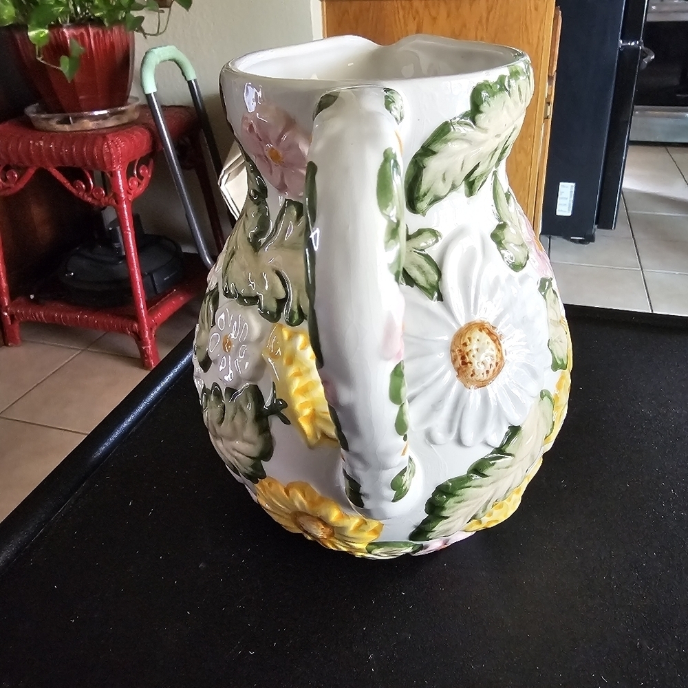 WCL China Ceramic Spring Bouquet Floral Art Pitcher - Picture 5 of 8